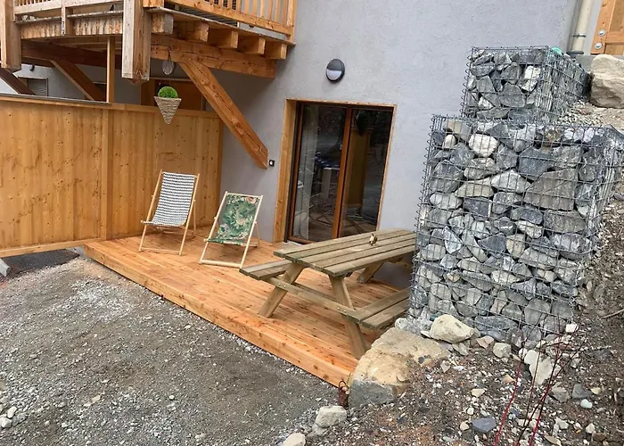 Studio Neuf Et Chaleureux